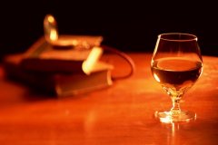上海夜场KTV招聘高薪日结，报销路费，包住宿！