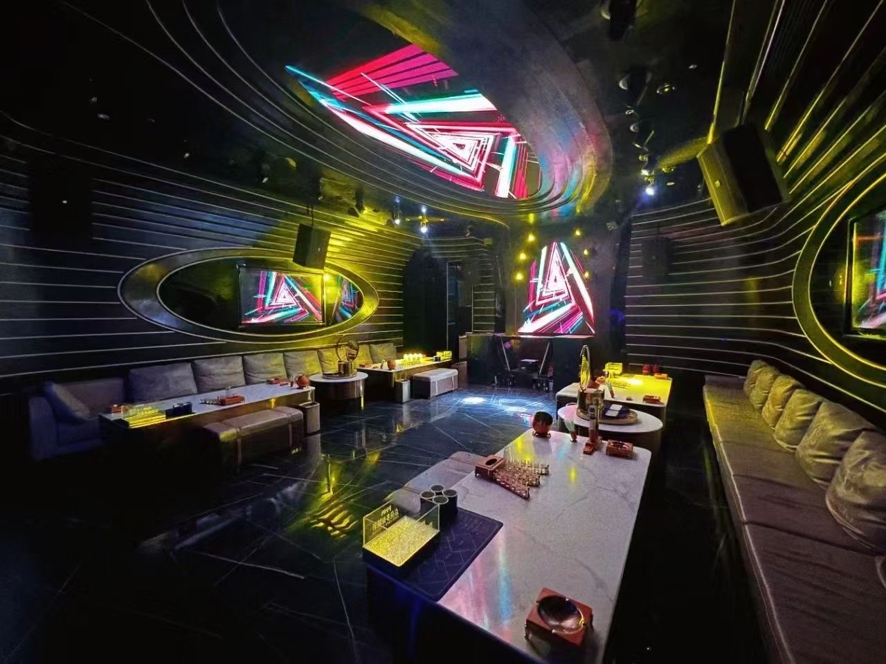 广州夜场招聘,礼宾员岗位,合作多且工作很轻松