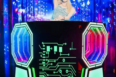 太原君悦荟夜总会招聘营销-颜值当道身高不拘大舞台等你绽放