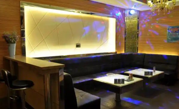 上海夜总会急聘模特零费用加入开启璀璨夜生活