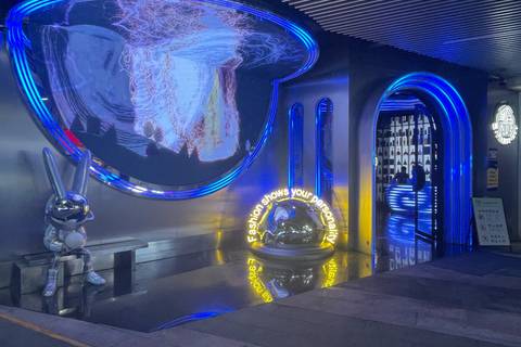 黄石夜场招聘接待/礼宾员,报销路费朝阳业,拥抱灿烂明天