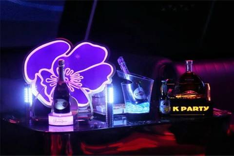上海爵公馆夜总会招聘兼职/演员,自在工作享高薪
