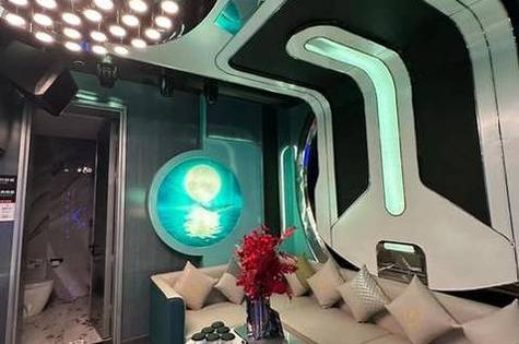 深圳夜场招聘,深圳高端夜店,专注职业塑造打造品牌